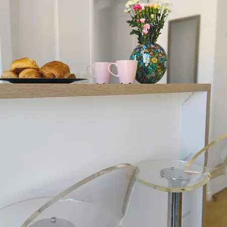 Apartment Chic&cosy 1-bedroom Apart,2 Min Metro,10 Min Paris *