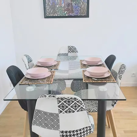 Apartment Chic&cosy 1-bedroom Apart,2 Min Metro,10 Min Paris Villejuif