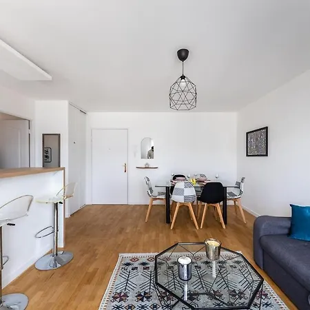 Apartment Chic&cosy 1-bedroom Apart,2 Min Metro,10 Min Paris *